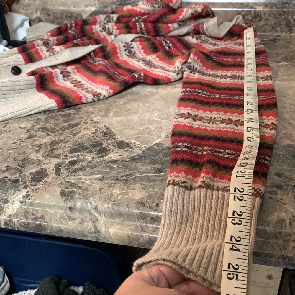 Fair Isle Pattern Cardigan - Picture 10 of 10